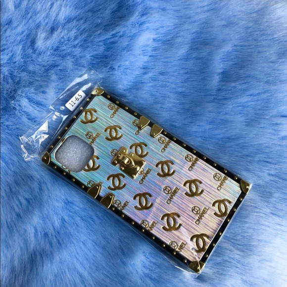 Available for iPhone 11 - Picture 10 of 12